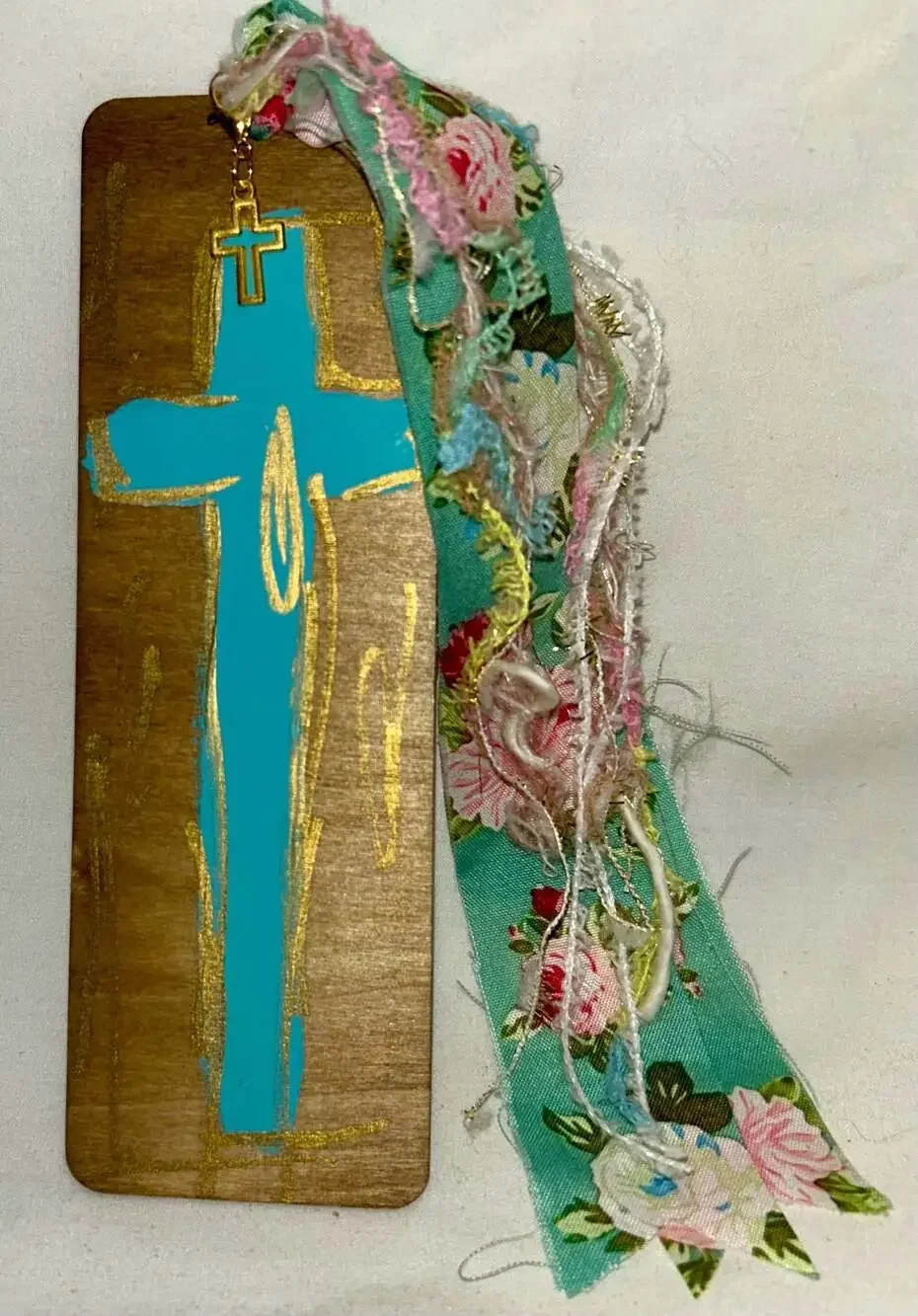 Handcrafted Wooden Bookmark with Painted Turquoise Cross and Floral Fabric Tasse